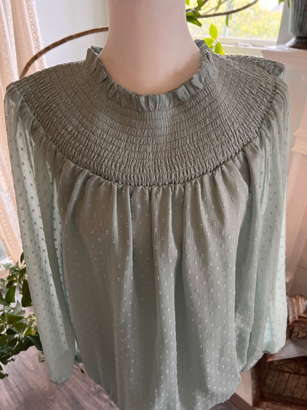 Loft sage mint green clip polka dot boho blouse - Picture 3 of 7